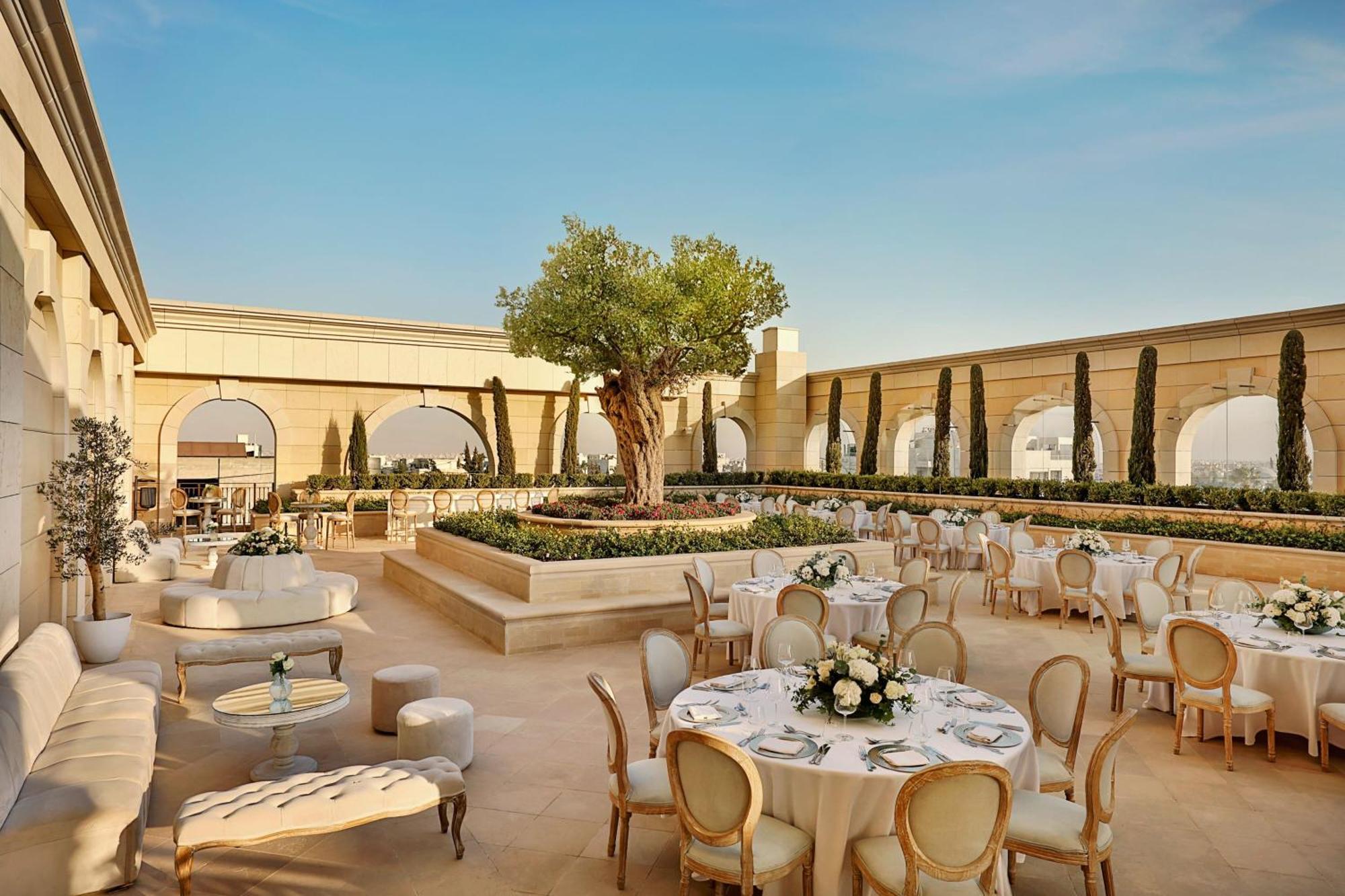 Hotel The Ritz-carlton, 5*