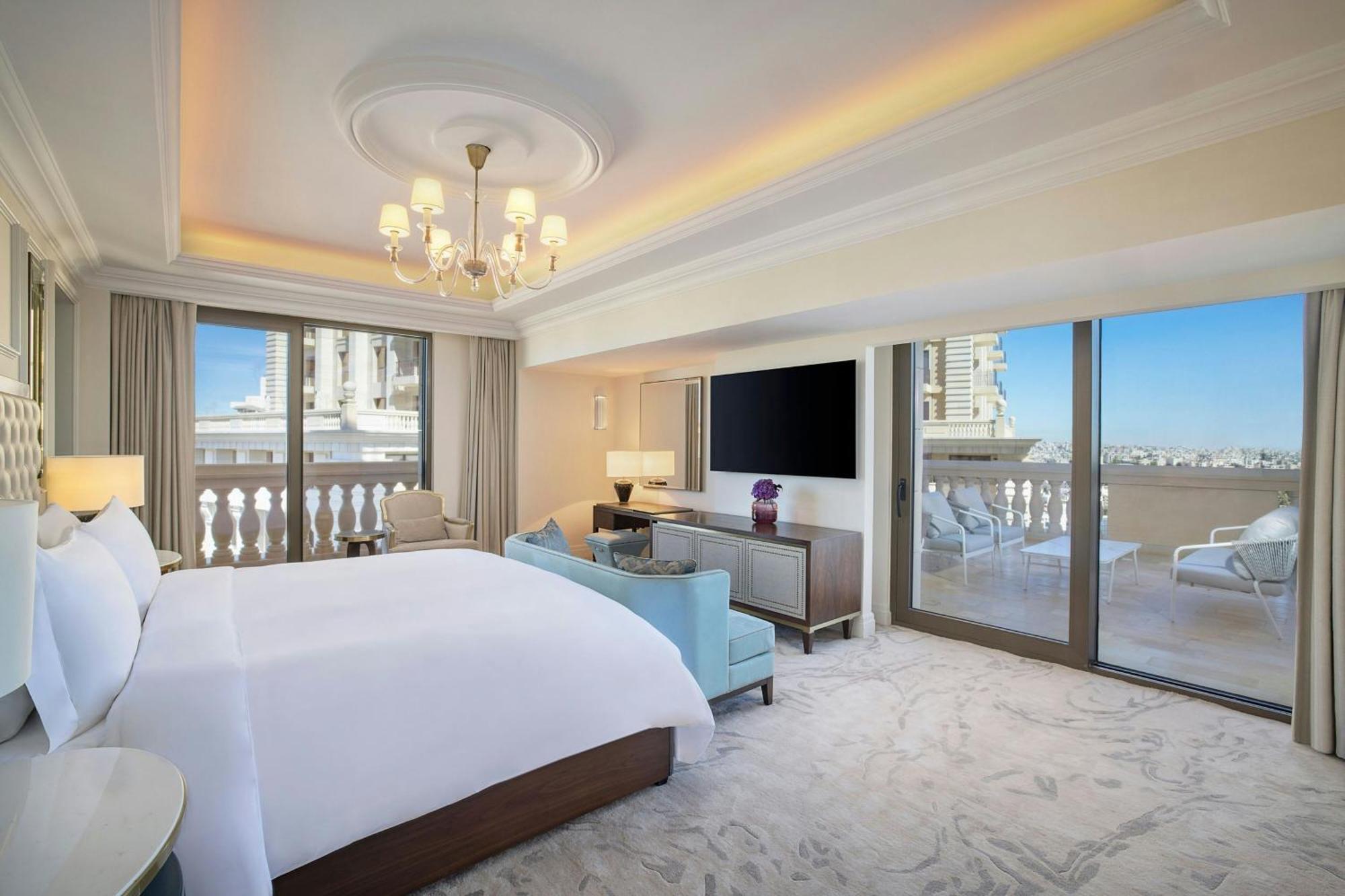 מלון The Ritz-carlton,
